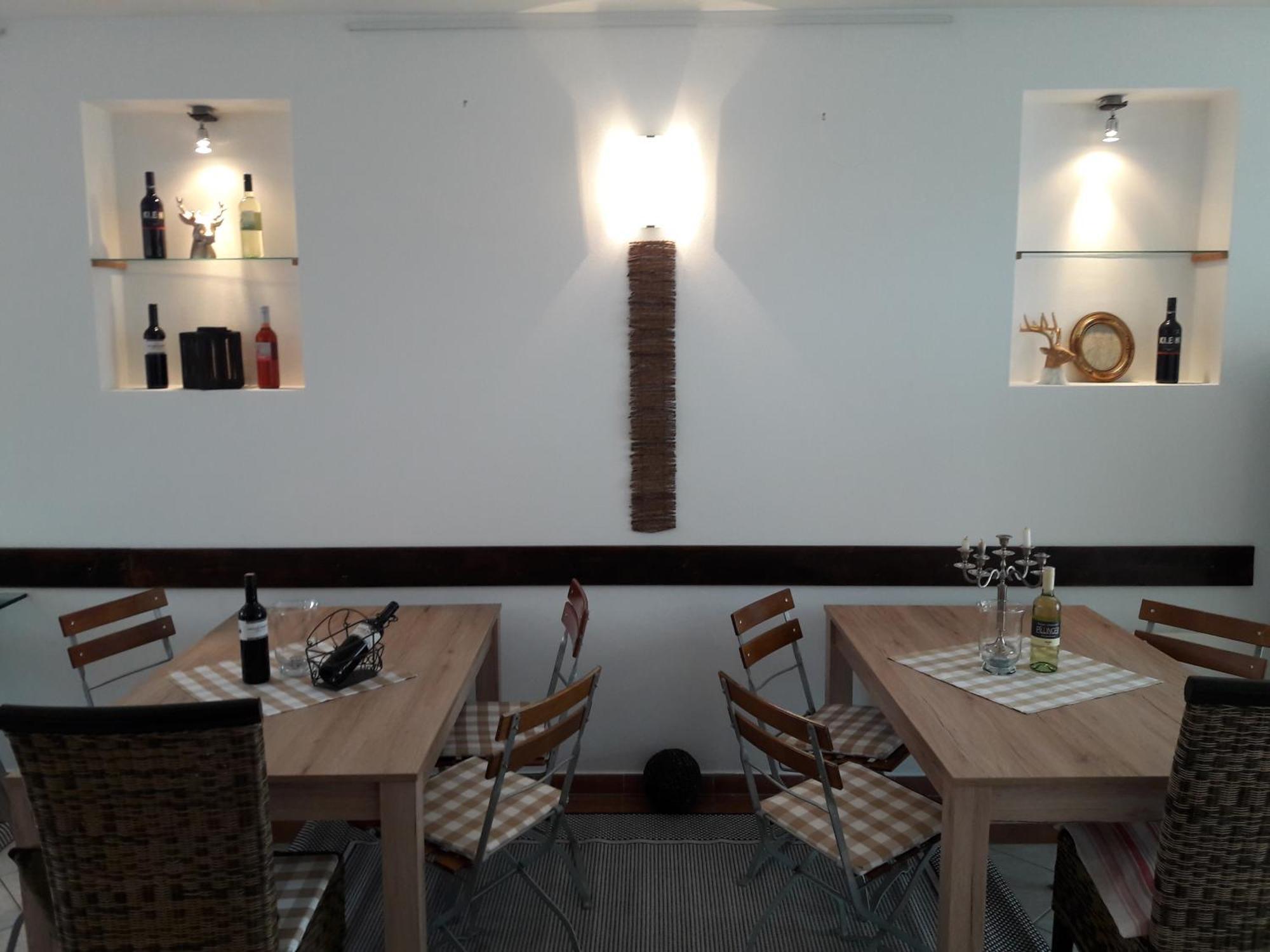 Landhaus Klambauer Ferienapartments Thermennaehe St Martins Therme Frauenkirchen Bagian luar foto